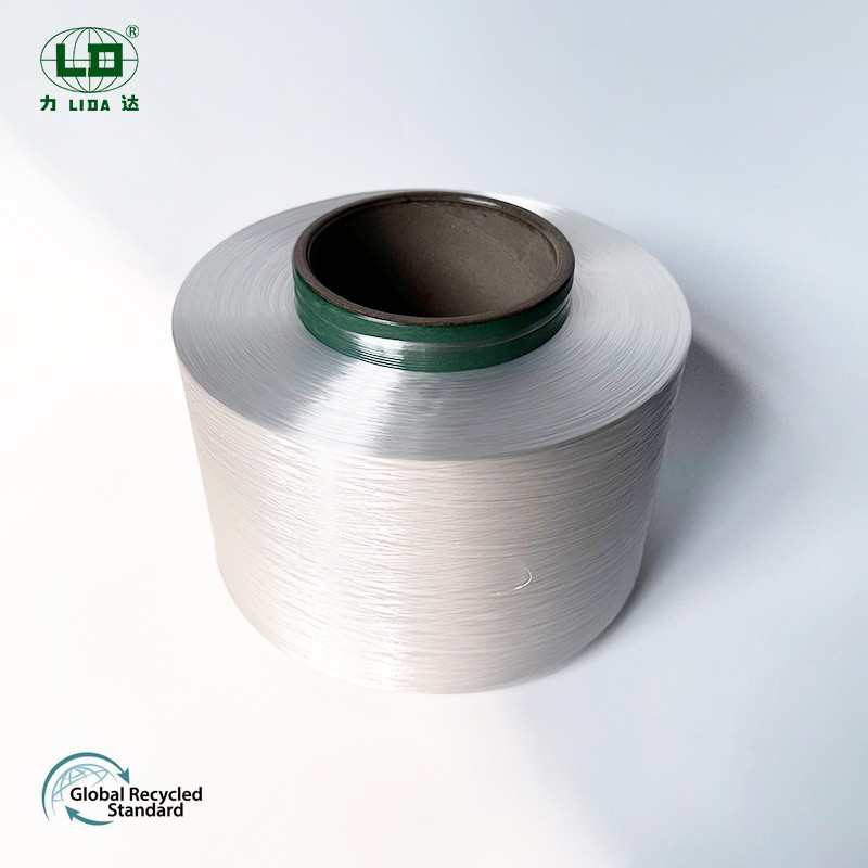 Kedu ihe kpatara ị ga-eji họrọ yarn emegharịrị maka mkpa akwa gị